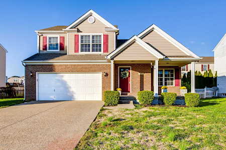 212 Saint Regis Dr Shelbyville, KY 40065