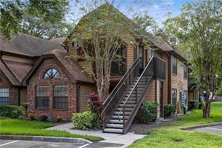 375 Lakepointe Drive #104 Altamonte Springs, FL 32701