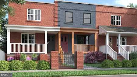 3017 Manning St Alexandria, VA 22305