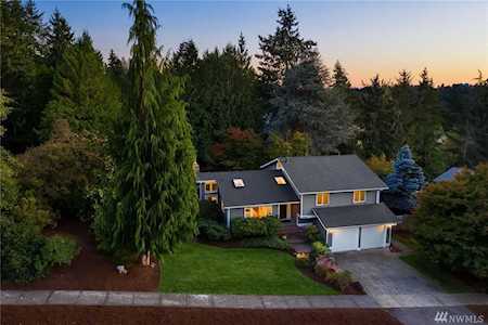 13703 SE 3rd Place Bellevue, WA 98005