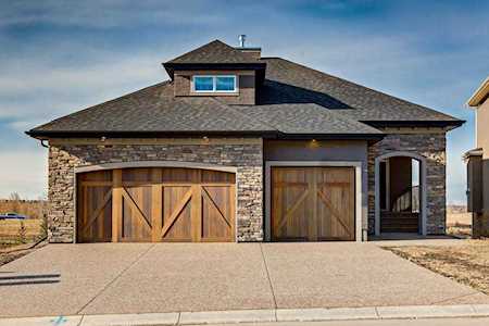 81 Cranbrook Rise SE Calgary, AB T3M 2S7