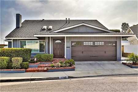 9292 Cloudhaven Drive Huntington Beach, CA 92646