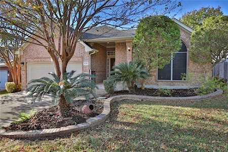 6738 Poncha Pass Austin, TX 78749