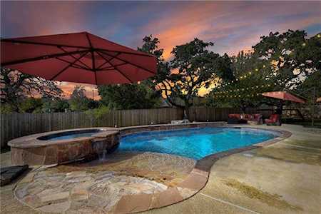6601 Quincy Cv Austin, TX 78739