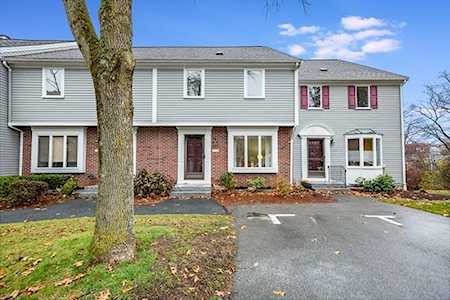 1703 Hollow Tree Ct. #1703 Peabody, MA 01960