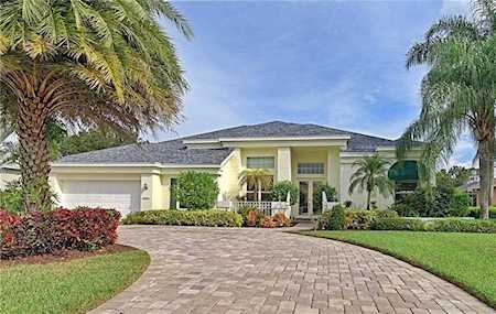 6201 Glen Abbey Lane Bradenton, FL 34202