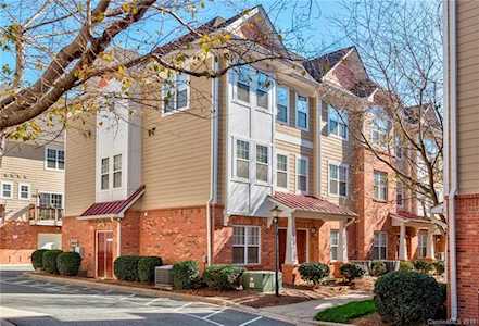 1204 Taliesin Ct Charlotte, NC 28204