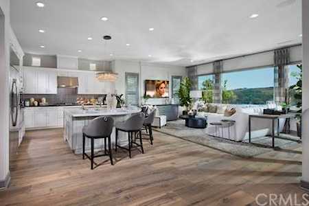 2 Volar Street Rancho Mission Viejo, CA 92694
