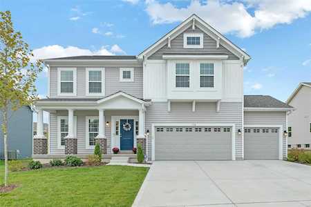 148 Wilmer Valley Dr Wentzville, MO 63385