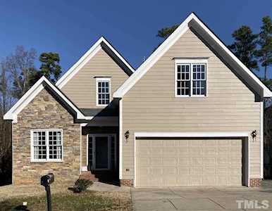 7805 Harps Mill Woods Run Raleigh, NC 27615