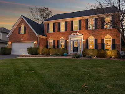 3708 Celeste Ln Naperville, IL 60564