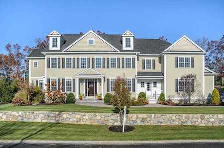 31 Quarry Rd Medfield, MA 02052