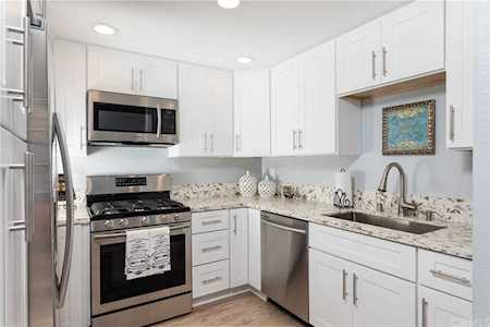 26924 Carnelian Mission Viejo, CA 92691