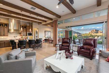 7250 E High Point Drive Scottsdale, AZ 85266