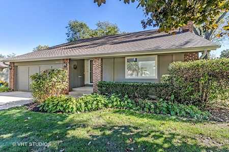 1159 N Pepper Tree Dr Palatine, IL 60067