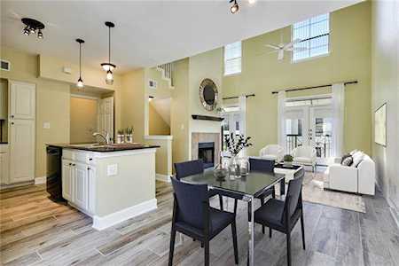 7701 Rialto Blvd #71 Austin, TX 78735