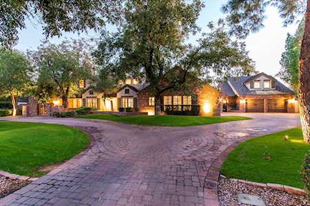 8236 S Pecan Grove Circle Tempe, AZ 85284