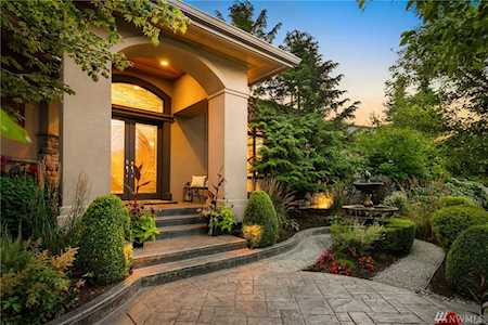 15541 SE 79th Place Newcastle, WA 98059