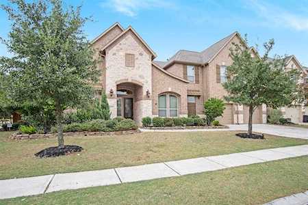 18806 S Bee Cave Springs Circle Cypress, TX 77433
