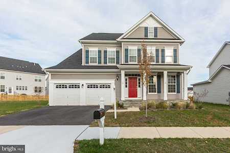 832 Mildenhall Ct Purcellville, VA 20132