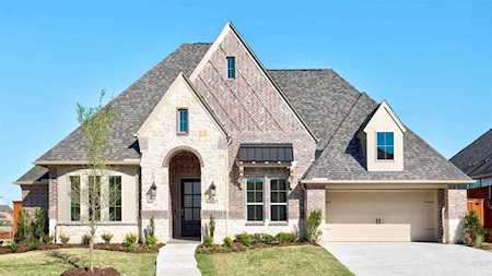 985 Myers Park Trail Roanoke, TX 76262