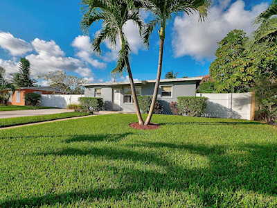 1429 W Duval Street Lantana, FL 33462