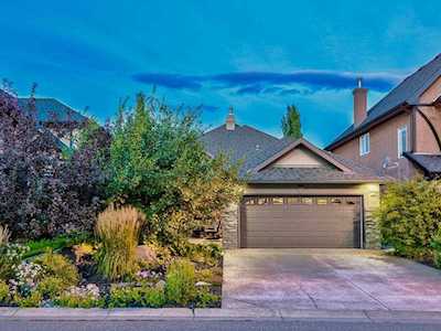 11 Wentworth Heights SW Calgary, AB T3H 5K2