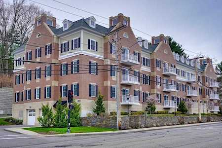 245 Cambridge St #304 Burlington, MA 01803