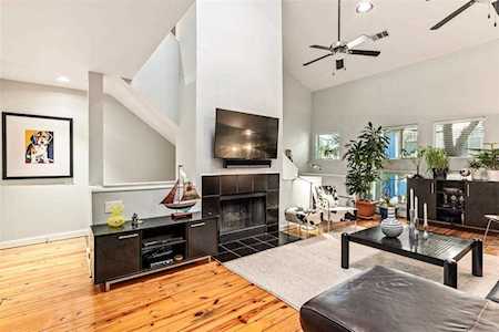 4303 Cabell Drive Dallas, TX 75204
