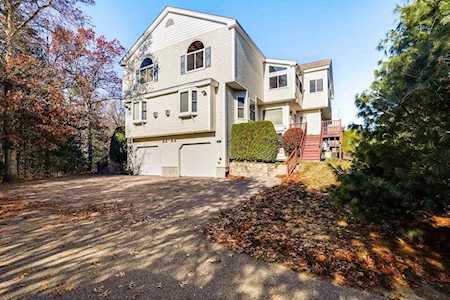3001 Maple Brook Rd #3001 Bellingham, MA 02019