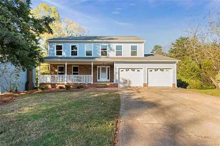 1421 Brittle Creek Dr Matthews, NC 28105