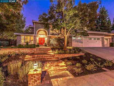 33 Savona Ct Danville, CA 94526