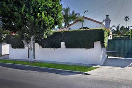 8060 Clinton Street Los Angeles, CA 90048
