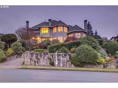 1328 NW Deerfern St Camas, WA 98607
