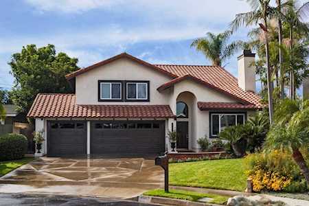 2281 La Linda Court Newport Beach, CA 92660