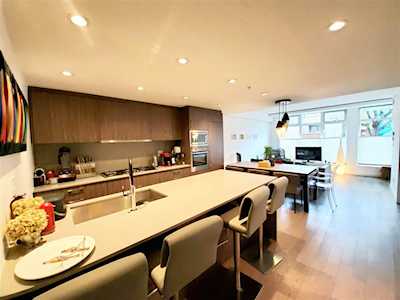720 W 8th Avenue Vancouver, BC V5Z 1E1