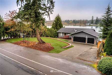 2521 211th Ave E Lake Tapps, WA 98391