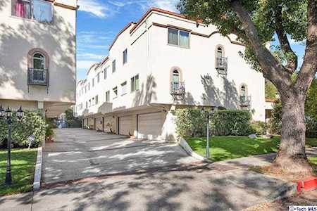 1169 Ruberta Avenue #E Glendale, CA 91201