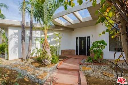 3253 Dos Palos Drive Los Angeles, CA 90068