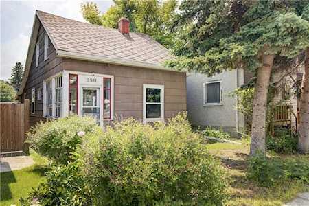 2311 5 Avenue NW Calgary, AB T2N 0T1