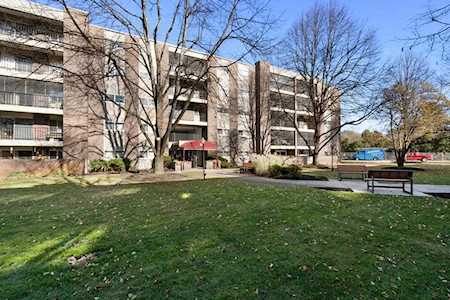 64 Main #38B Stoneham, MA 02180