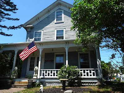 58 Church St Ware, MA 01082