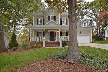7808 Forest Oaks Ln Waxhaw, NC 28173