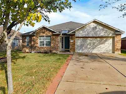 4009 Kerley Ct Hutto, TX 78634