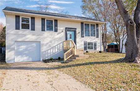 708 Laurel Drive Jeffersonville, IN 47130