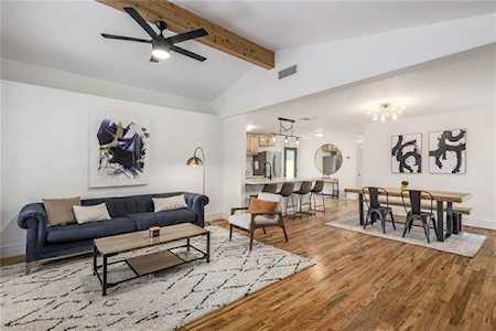 902 Garden Villa Ct #1 Austin, TX 78704