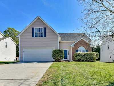 13033 Greencreek Dr Charlotte, NC 28273