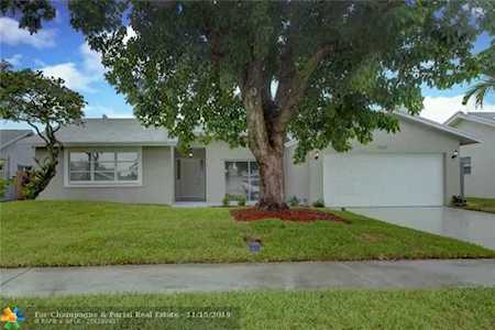1469 SW 24th Ter Deerfield Beach, FL 33442