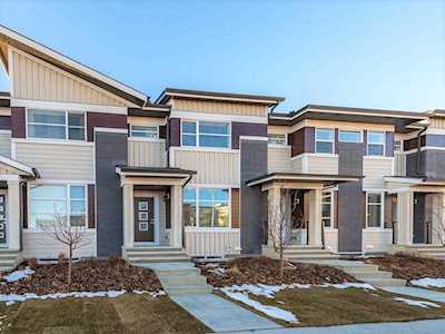 154 Skyview Circle NE Calgary, AB T3N 0V3