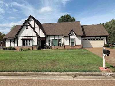 2855 Cedar Fall Cv Cordova, TN 38016